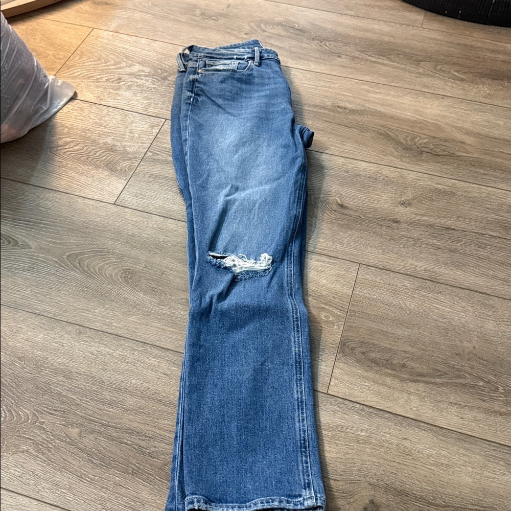 PAIGE Cindy Straight Leg Jeans - Picture 2 of 6